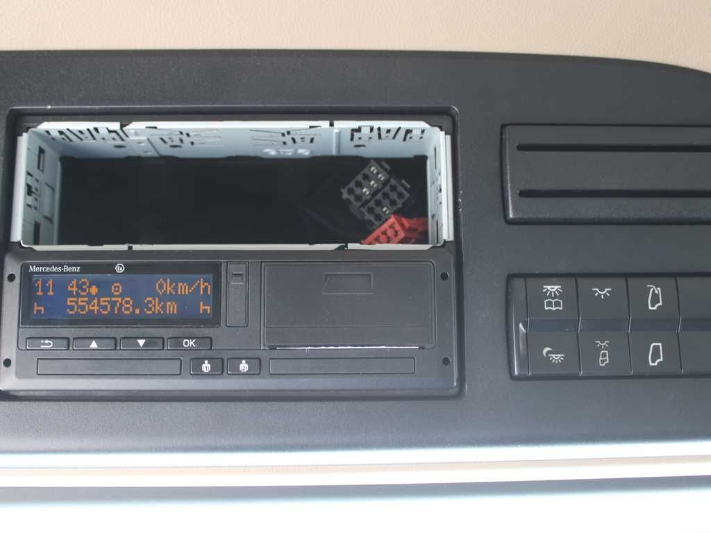 Cabeza tractora Mercedes-Benz Actros 1851, SECONDARY AIR CONDITIONING,RETARDER: foto 14
