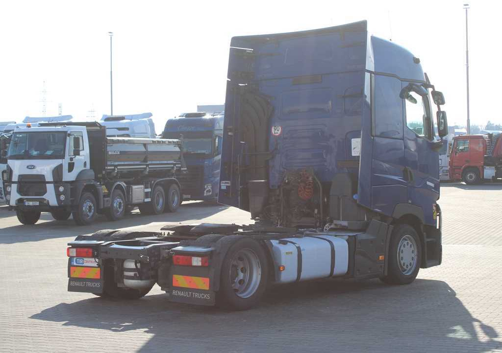 Renault T 520, EURO 6, LOWDECK, INDEPENDENT AIR CONDITIONING, TYRES 80% - Cabeza tractora: foto 4 Renault T 520, EURO 6, LOWDECK, INDEPENDENT AIR CONDITIONING, TYRES 80% - Cabeza tractora: foto 4