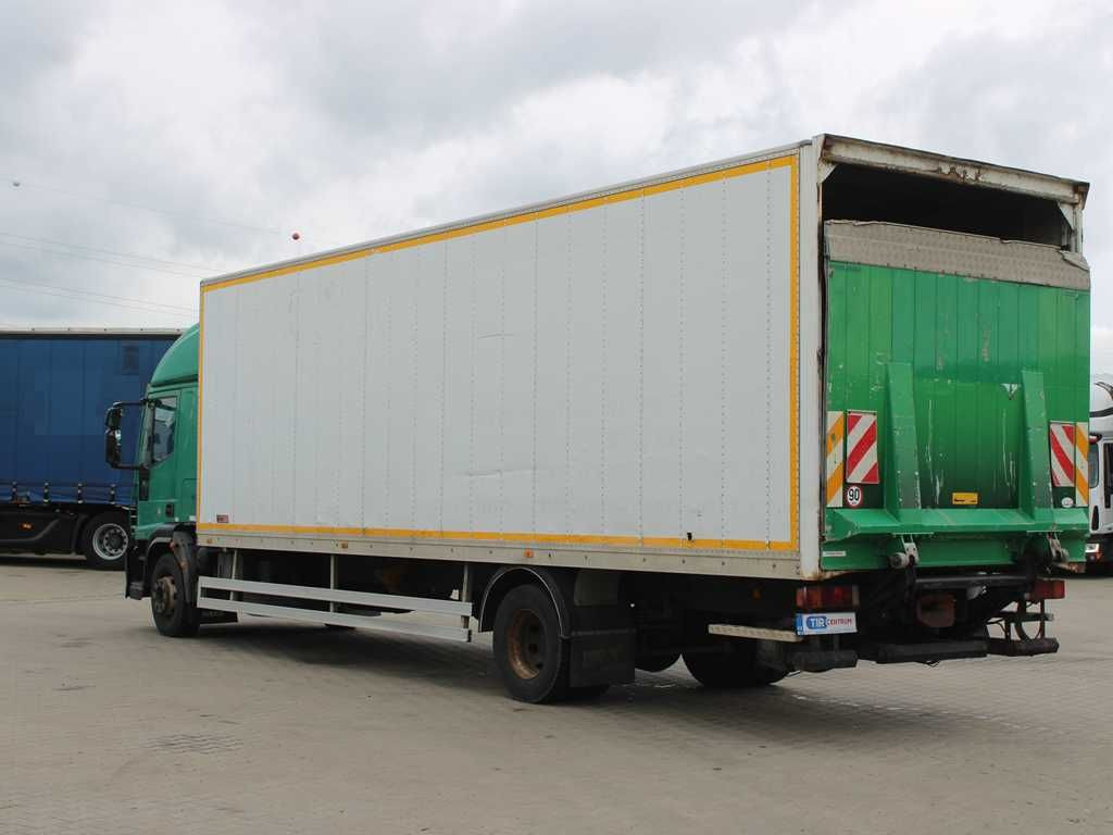 Iveco EUROCARGO ML 160E28, EURO 4, TAIL LIFT Iveco EUROCARGO ML 160E28, EURO 4, TAIL LIFT - Camión caja cerrada: foto 4 Iveco EUROCARGO ML 160E28, EURO 4, TAIL LIFT Iveco EUROCARGO ML 160E28, EURO 4, TAIL LIFT - Camión caja cerrada: foto 4