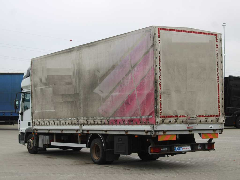 Iveco EUROCARGO ML 75 E 15, EURO 3, SLEEPING BODY - Camión lona: foto 5 Iveco EUROCARGO ML 75 E 15, EURO 3, SLEEPING BODY - Camión lona: foto 5
