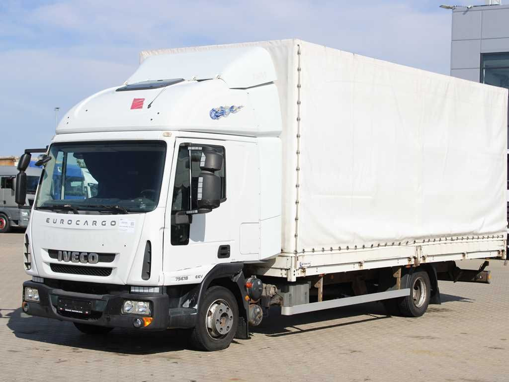 Iveco EUROCARGO ML 75E18,EURO 5EEV,PNEU 90%,SIDEWALLS - Furgoneta con lona: foto 1 Iveco EUROCARGO ML 75E18,EURO 5EEV,PNEU 90%,SIDEWALLS - Furgoneta con lona: foto 1