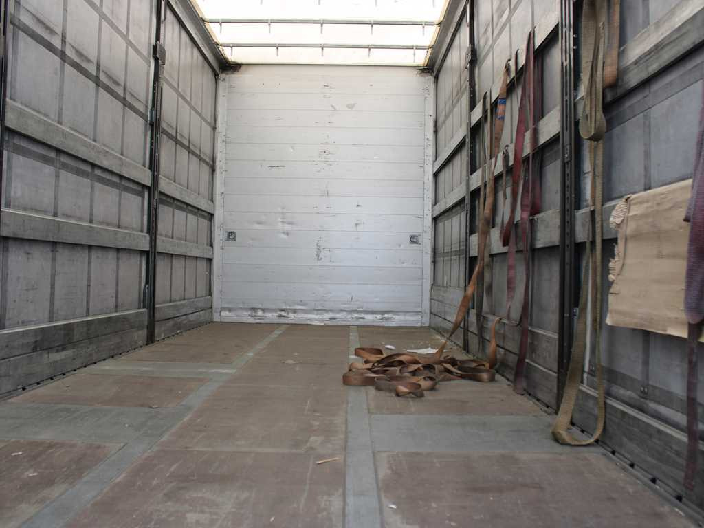 Leasing de  Mercedes-Benz Actros 2542, 6X2, LIFTING AXLE + PANAV TVK18M Mercedes-Benz Actros 2542, 6X2, LIFTING AXLE + PANAV TVK18M: foto 6