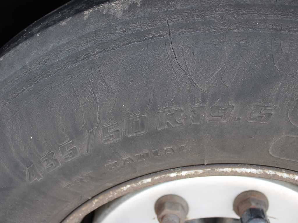 Leasing de  Mercedes-Benz Actros 2542, 6X2, LIFTING AXLE + PANAV TVK18M Mercedes-Benz Actros 2542, 6X2, LIFTING AXLE + PANAV TVK18M: foto 19