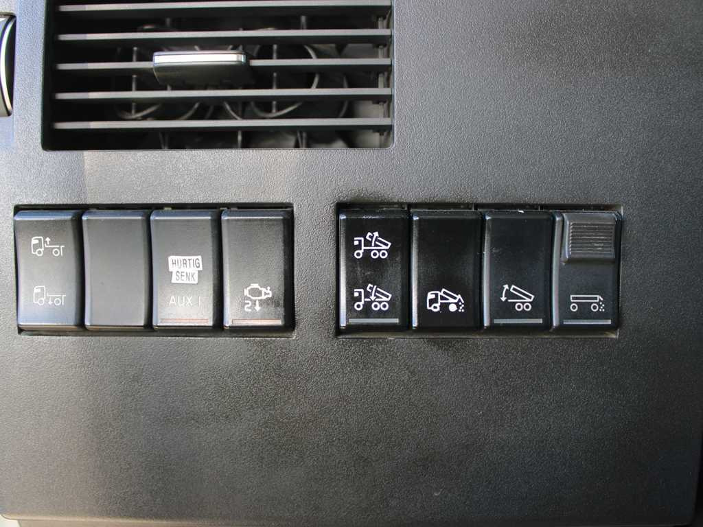 Camión volquete Volvo FH 750, EURO 6, 8X4, LIFTING AXLE, VEB +, 17m³: foto 14