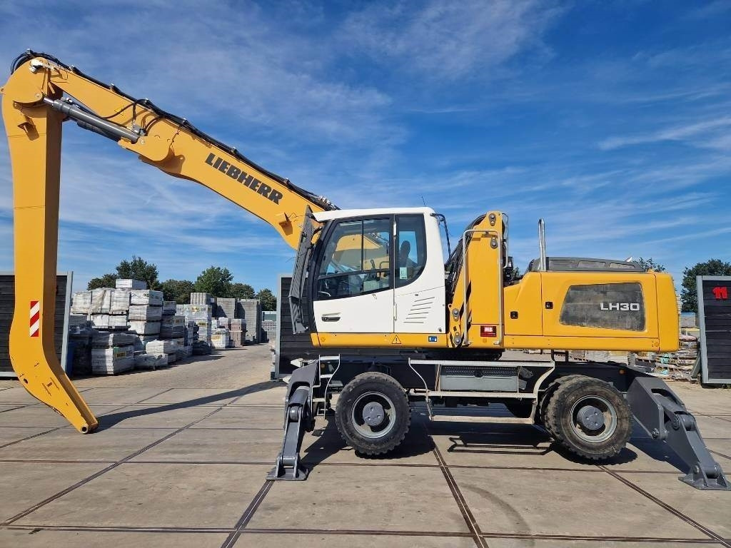 Liebherr LH 30 M - Manipulador de materiales: foto 2 Liebherr LH 30 M - Manipulador de materiales: foto 2
