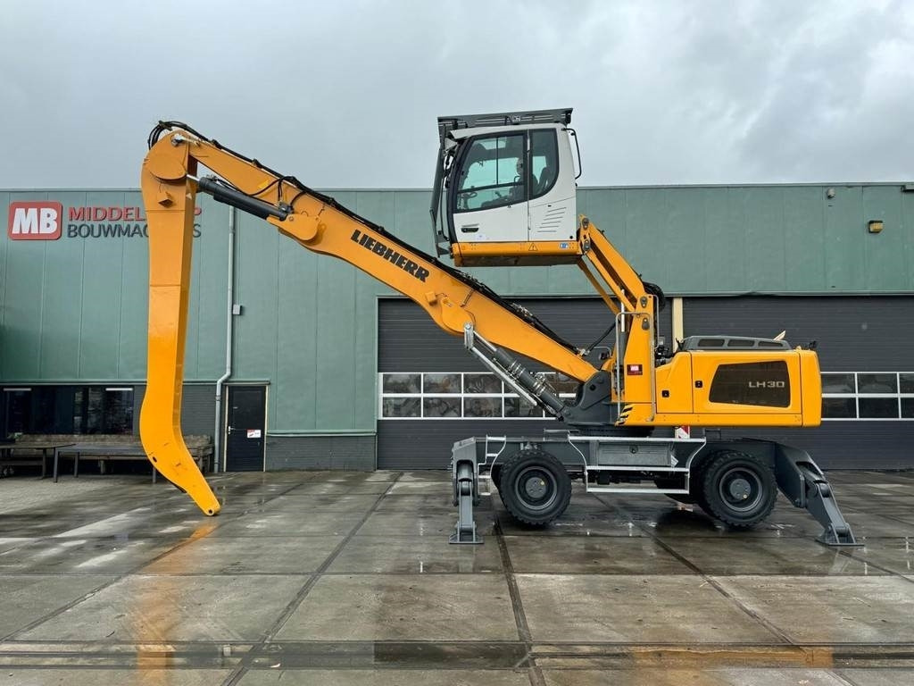 Liebherr LH 30 M - Manipulador de materiales: foto 1 Liebherr LH 30 M - Manipulador de materiales: foto 1