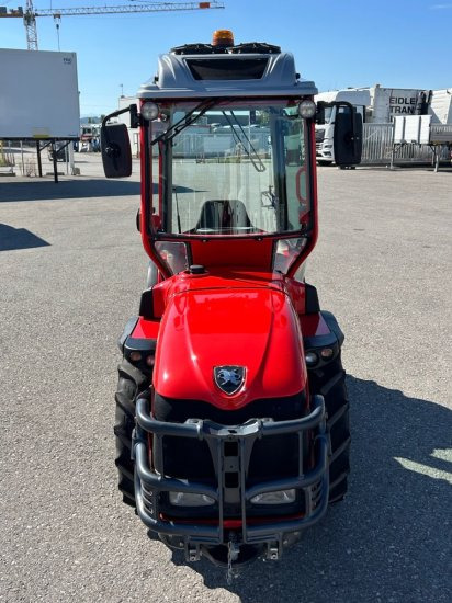 Antonio Carraro SRX 5800 TORA REDCAB, YANMAR; RADIO; KLIMA; RevGuide - Tractor: foto 2 Antonio Carraro SRX 5800 TORA REDCAB, YANMAR; RADIO; KLIMA; RevGuide - Tractor: foto 2
