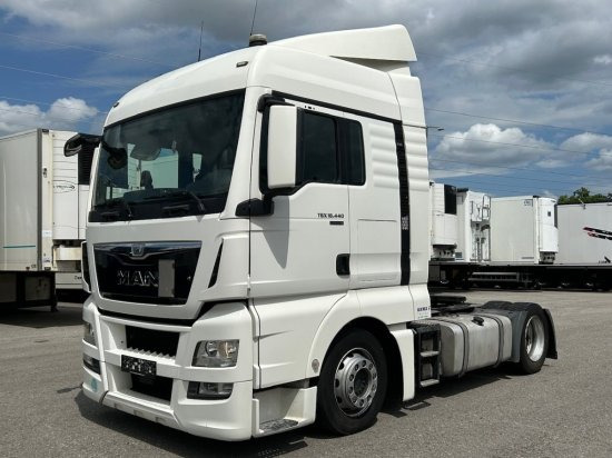 MAN TGX 18.440 XLX Low Deck, Retarder, Standklima, Euro 6, - Cabeza tractora: foto 1 MAN TGX 18.440 XLX Low Deck, Retarder, Standklima, Euro 6, - Cabeza tractora: foto 1