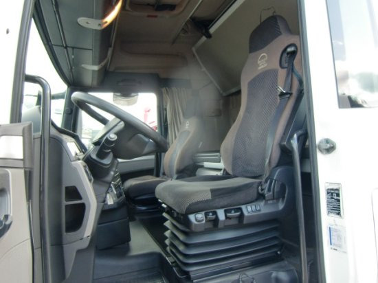 Cabeza tractora MAN TGX 18.460 XLX Low Deck, Automatik, E6, höhenverstellbare Sattelplatte: foto 12