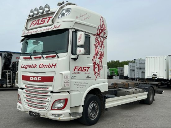 DAF XF 410 FA BDF SSC Euro 6, Retarder - Camión portacontenedore/ Intercambiable: foto 1 DAF XF 410 FA BDF SSC Euro 6, Retarder - Camión portacontenedore/ Intercambiable: foto 1