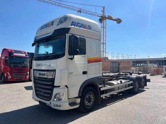DAF XF 480 BDF SSC Euro 6 Liftachse, Retarder, Standklima - Camión portacontenedore/ Intercambiable: foto 1 DAF XF 480 BDF SSC Euro 6 Liftachse, Retarder, Standklima - Camión portacontenedore/ Intercambiable: foto 1
