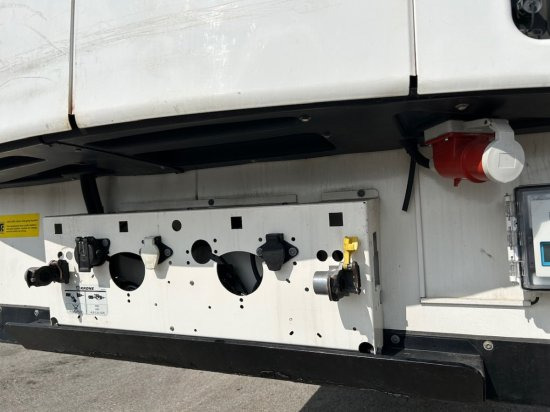 Krone Kühlauflieger, TK SLXi 300, Liftachse, Doppelstock, Blumenbreite - Semirremolque isotérmico: foto 5 Krone Kühlauflieger, TK SLXi 300, Liftachse, Doppelstock, Blumenbreite - Semirremolque isotérmico: foto 5