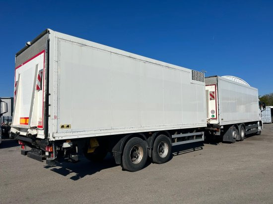 MAN 26.440 6x2-2LL Tiefkühlkoffer ohne Anhänger - Camión frigorífico: foto 4 MAN 26.440 6x2-2LL Tiefkühlkoffer ohne Anhänger - Camión frigorífico: foto 4