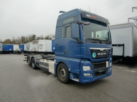 MAN TGX 26.440 BDF, XXL, Retarder, Automatik, E6, Liftachse, - Camión portacontenedore/ Intercambiable: foto 3 MAN TGX 26.440 BDF, XXL, Retarder, Automatik, E6, Liftachse, - Camión portacontenedore/ Intercambiable: foto 3