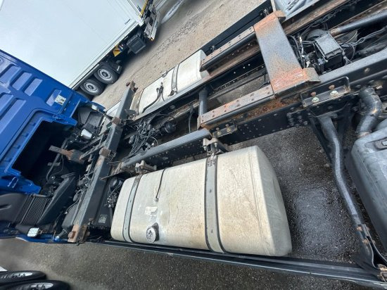 MAN TGX 26.440 XLX 6x2 Liftachse, Euro 6, Motorschaden, engine damage! - Camión portacontenedore/ Intercambiable: foto 5 MAN TGX 26.440 XLX 6x2 Liftachse, Euro 6, Motorschaden, engine damage! - Camión portacontenedore/ Intercambiable: foto 5