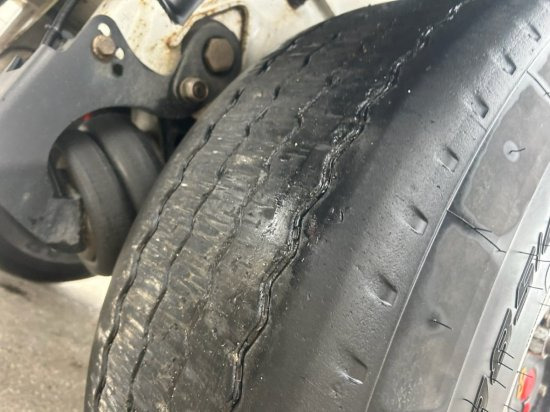 Semirremolque volquete MEGA Alu-Kastenmulde 55m³, SAF-Achsen, Rollplane, Kombiklappe, Stehpodest: foto 12