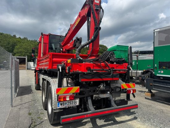 Mercedes-Benz AROCS 3552 963-2F Epsilon M100L86 Kran ? Leistungsstarker Holzladekran mit hoher Reichweite - Camión grúa: foto 3 Mercedes-Benz AROCS 3552 963-2F Epsilon M100L86 Kran ? Leistungsstarker Holzladekran mit hoher Reichweite - Camión grúa: foto 3