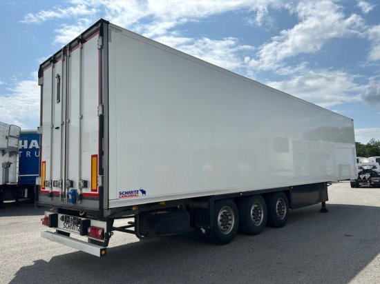 Schmitz SCB S3B Kühlauflieger, TK SLXi 300 - Semirremolque isotérmico: foto 5 Schmitz SCB S3B Kühlauflieger, TK SLXi 300 - Semirremolque isotérmico: foto 5