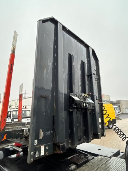 Schwarzmüller Holzauflieger 10 Rungenpaare SAF Achsen, Liftachse - Semirremolque maderero: foto 2 Schwarzmüller Holzauflieger 10 Rungenpaare SAF Achsen, Liftachse - Semirremolque maderero: foto 2