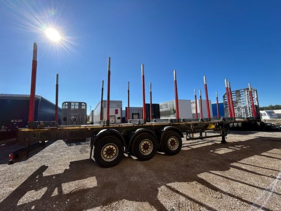 Schwarzmüller Holzauflieger, 8 Rungenpaare, SAF-Achsen, Liftachse - Semirremolque maderero: foto 4 Schwarzmüller Holzauflieger, 8 Rungenpaare, SAF-Achsen, Liftachse - Semirremolque maderero: foto 4