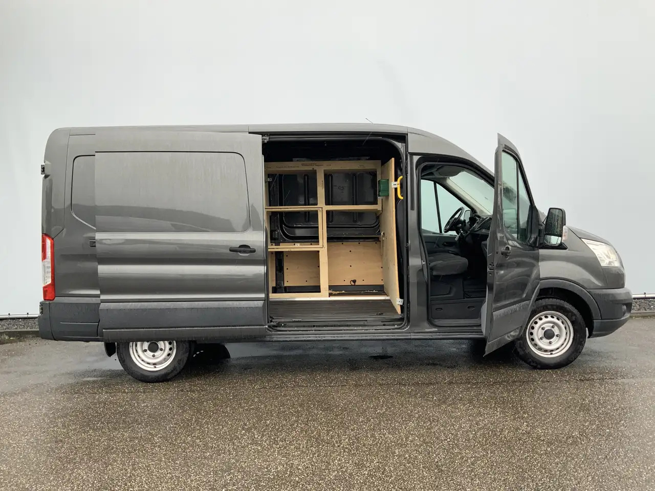 Ford Transit 330 2.2 TDCI L3H3 Ambiente Airco 3 Zits Euro 5 - Furgón: foto 4 Ford Transit 330 2.2 TDCI L3H3 Ambiente Airco 3 Zits Euro 5 - Furgón: foto 4