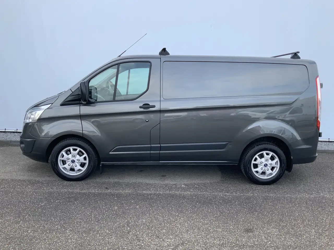 Ford Transit Custom 270 2.2 TDCI L1H1 Trend Airco Camera Cruise Dakdra - Furgoneta pequeña: foto 3 Ford Transit Custom 270 2.2 TDCI L1H1 Trend Airco Camera Cruise Dakdra - Furgoneta pequeña: foto 3