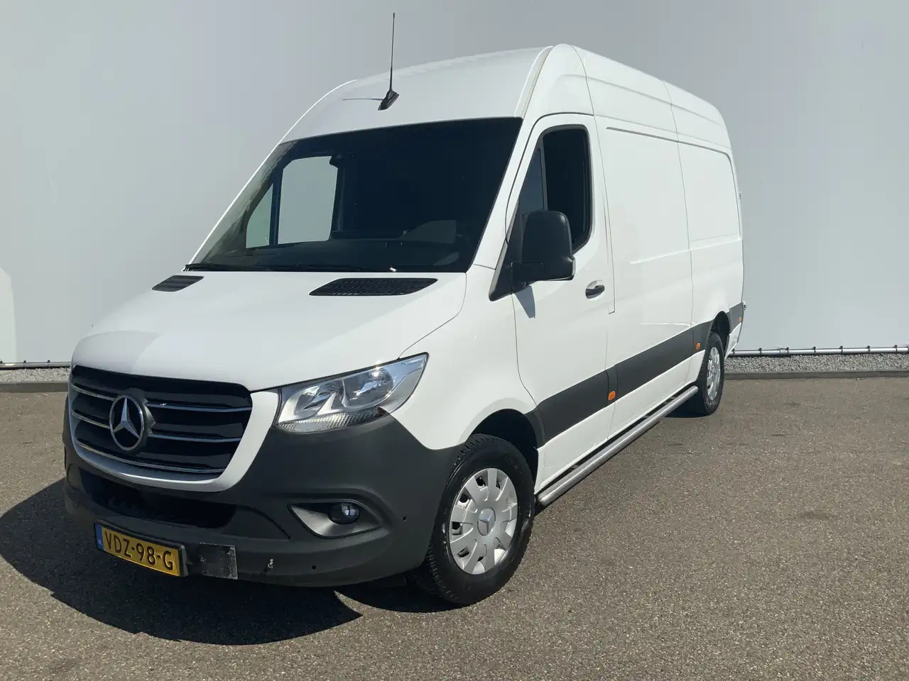 Mercedes-Benz Sprinter 316 2.2 CDI L2H2 DC Automaat Cruise Airco 3 Zits W - Furgón: foto 1 Mercedes-Benz Sprinter 316 2.2 CDI L2H2 DC Automaat Cruise Airco 3 Zits W - Furgón: foto 1