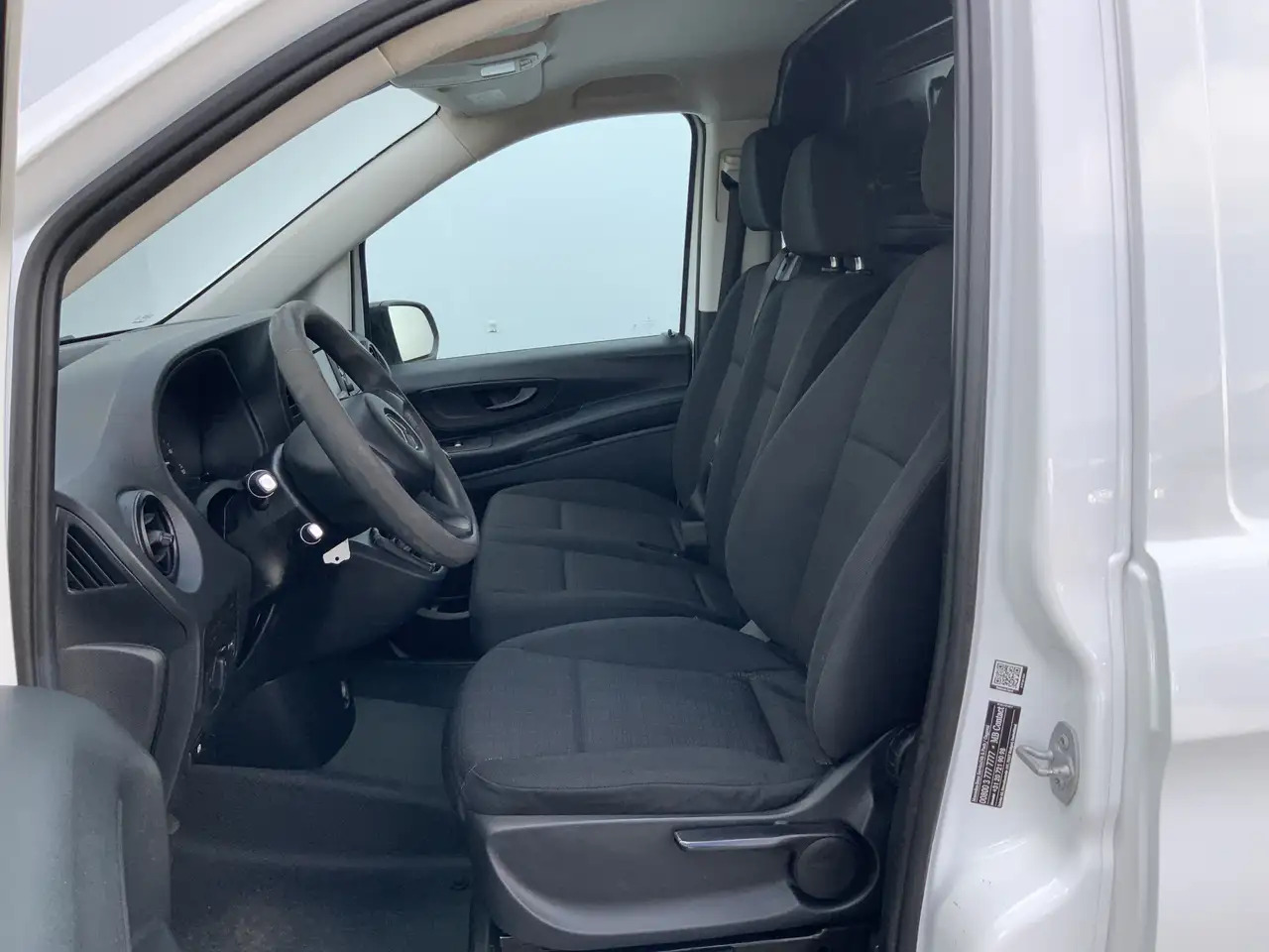 Mercedes-Benz Vito 111 CDI Functional Extra Lang Airco Cruise Camera - Furgón: foto 4 Mercedes-Benz Vito 111 CDI Functional Extra Lang Airco Cruise Camera - Furgón: foto 4
