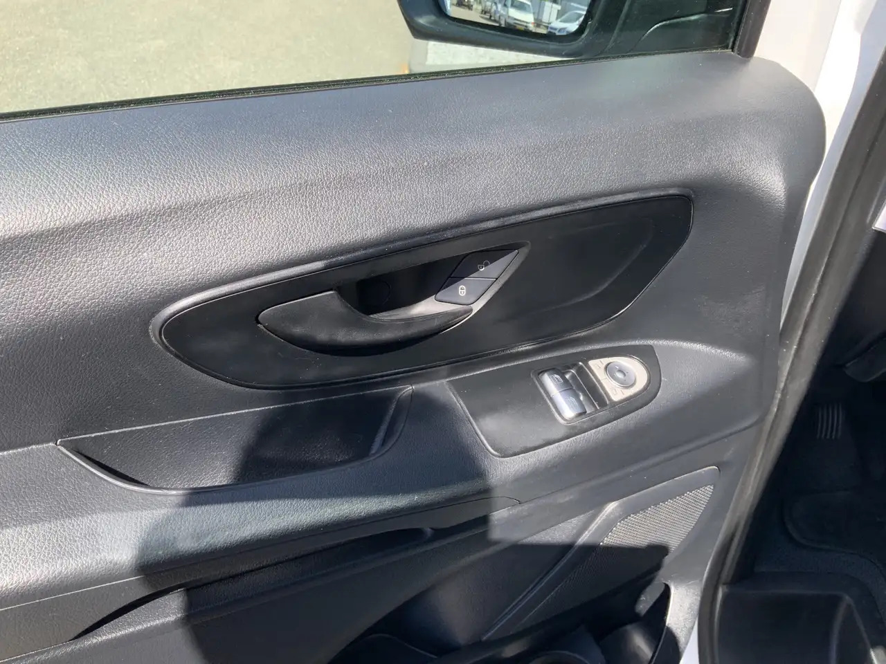 Leasing de Mercedes-Benz Vito Tourer XL 114 CDI Autom. Airco Cruise Camera Alu V Mercedes-Benz Vito Tourer XL 114 CDI Autom. Airco Cruise Camera Alu V: foto 7 Leasing de Mercedes-Benz Vito Tourer XL 114 CDI Autom. Airco Cruise Camera Alu V Mercedes-Benz Vito Tourer XL 114 CDI Autom. Airco Cruise Camera Alu V: foto 7