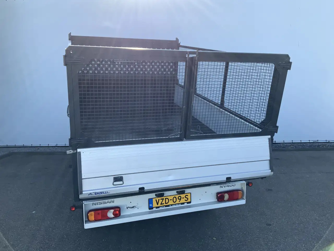 Nissan NV400 2.3 dCi L3H1 Dub Cab 3 Zijde Kipper Airco Bakmaat - Furgoneta basculante: foto 2 Nissan NV400 2.3 dCi L3H1 Dub Cab 3 Zijde Kipper Airco Bakmaat - Furgoneta basculante: foto 2