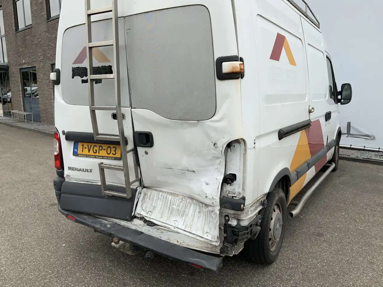 Renault Master T33 2.5 dCi L2H2 Airco 3 Zits Achter Schade Trap I - Furgón: foto 3 Renault Master T33 2.5 dCi L2H2 Airco 3 Zits Achter Schade Trap I - Furgón: foto 3