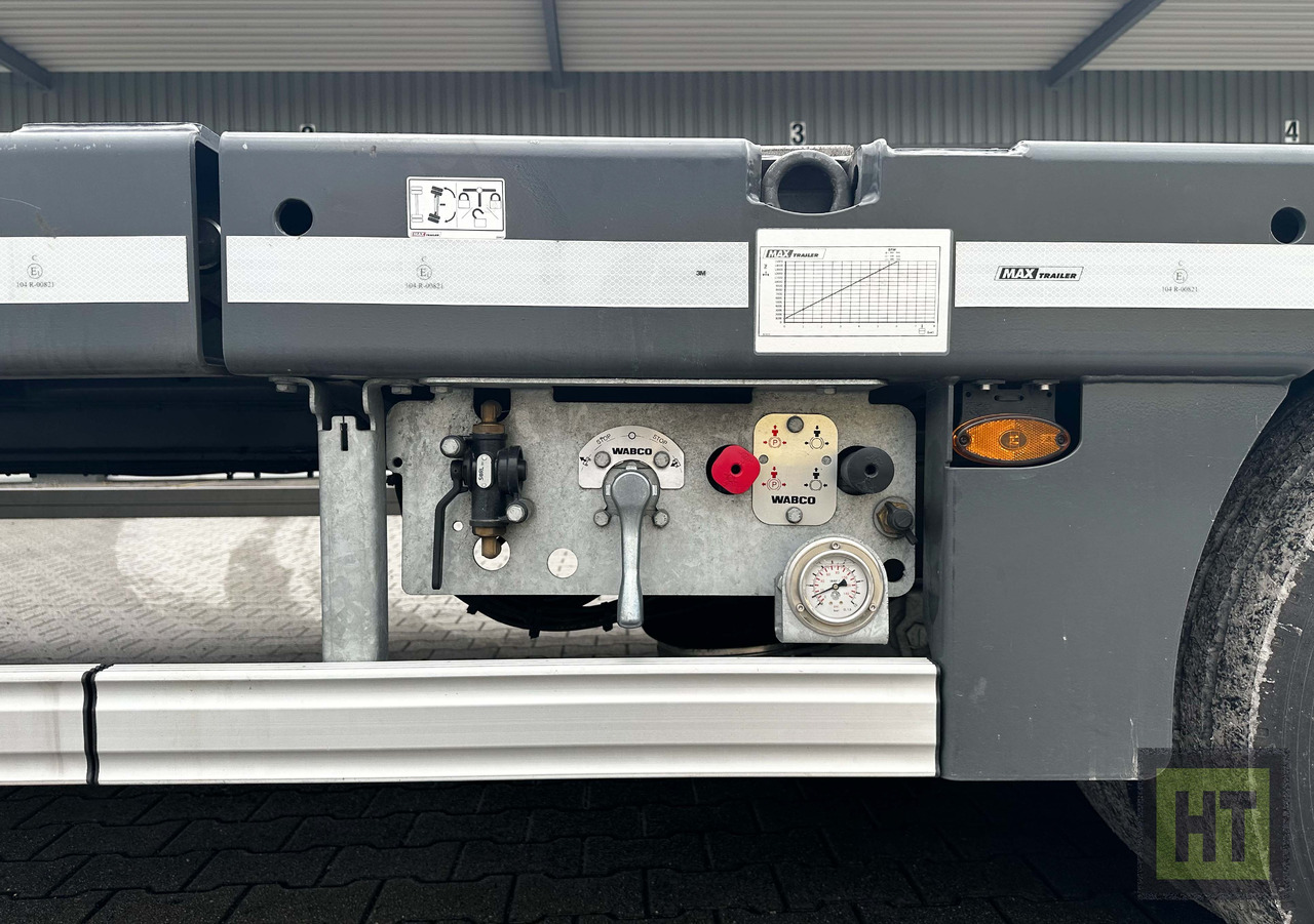 Faymonville MAX Trailer 3-Achs-Semi mit hydr. Ladeboden und hydr. Ramen - Semirremolque góndola rebajadas: foto 4 Faymonville MAX Trailer 3-Achs-Semi mit hydr. Ladeboden und hydr. Ramen - Semirremolque góndola rebajadas: foto 4