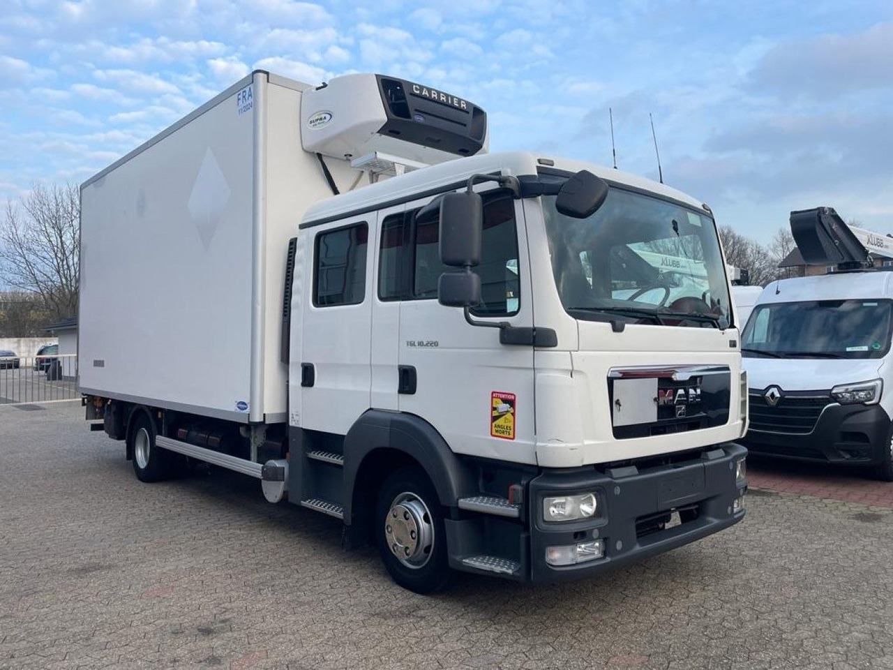 MAN TGL 10.220 Doka Möbelkoffer Umzug Fahrzeug - Camión caja cerrada: foto 3 MAN TGL 10.220 Doka Möbelkoffer Umzug Fahrzeug - Camión caja cerrada: foto 3