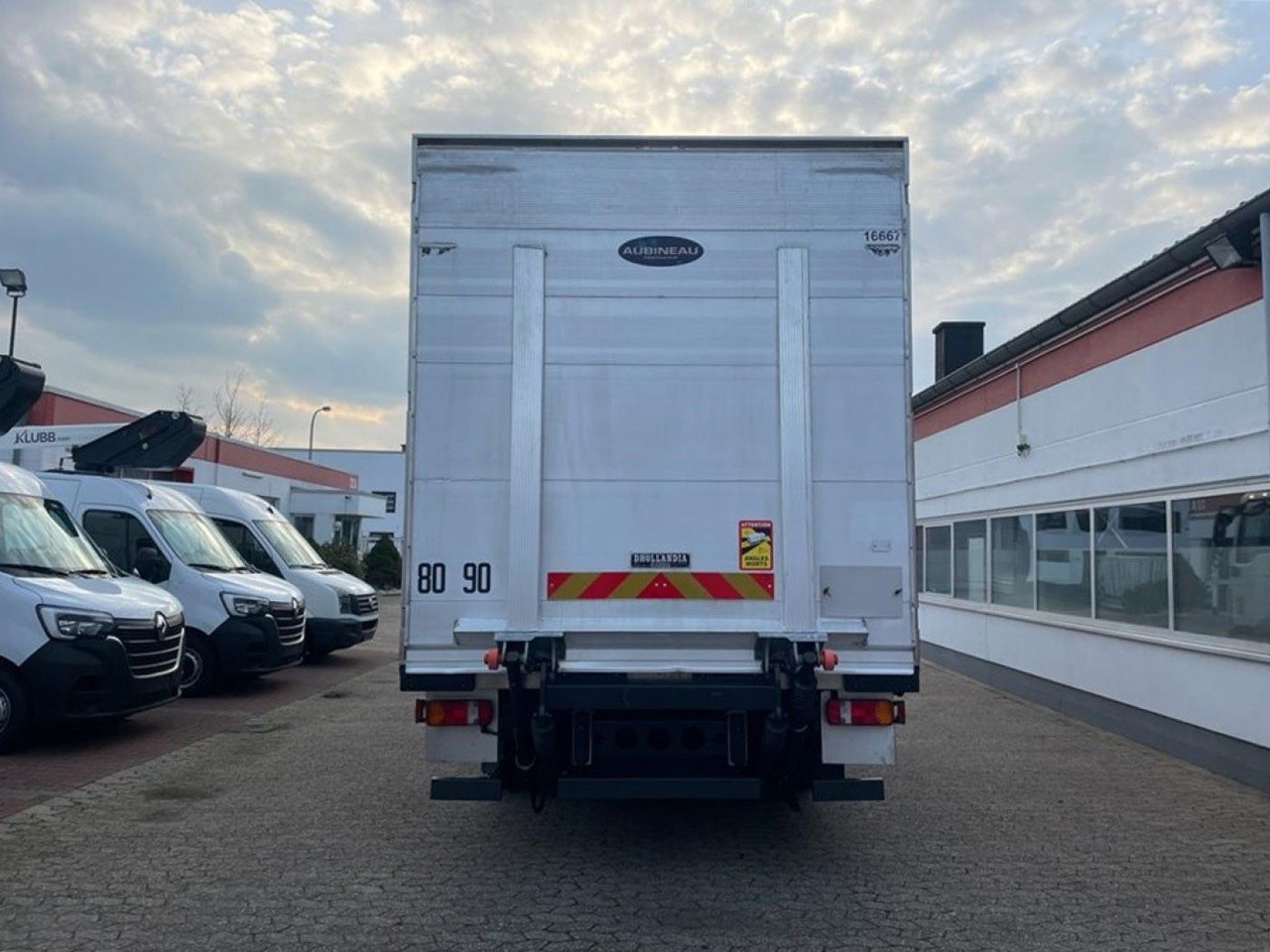 MAN TGL 10.220 Doka Möbelkoffer Umzug Fahrzeug - Camión caja cerrada: foto 5 MAN TGL 10.220 Doka Möbelkoffer Umzug Fahrzeug - Camión caja cerrada: foto 5