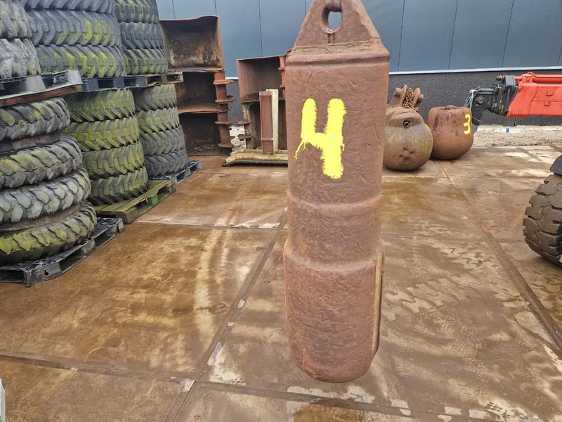 Diversen stalen sloopkogels / beulen - Cizalla de demolición para Maquinaria de construcción: foto 4 Diversen stalen sloopkogels / beulen - Cizalla de demolición para Maquinaria de construcción: foto 4