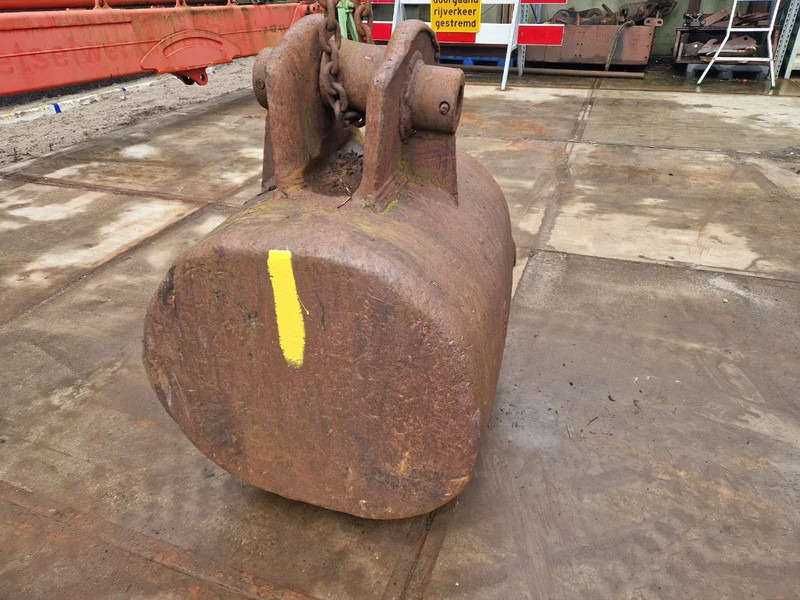 Diversen stalen sloopkogels / sloopbeulen - Cizalla de demolición para Maquinaria de construcción: foto 4 Diversen stalen sloopkogels / sloopbeulen - Cizalla de demolición para Maquinaria de construcción: foto 4