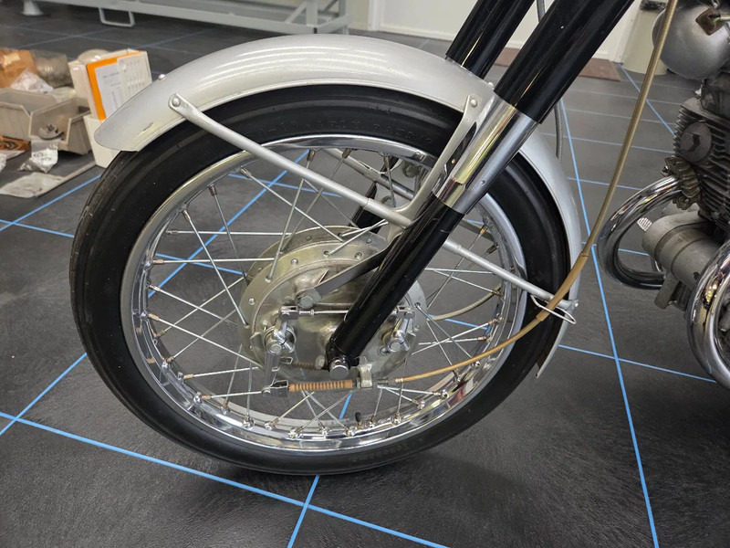 Motocicleta Honda CB160, Honda Dream SA en Honda CL77: 3 oldtimer motorfietsen: foto 6