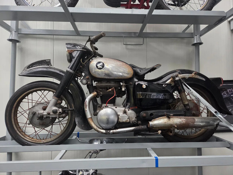 Motocicleta Honda CB160, Honda Dream SA en Honda CL77: 3 oldtimer motorfietsen: foto 16