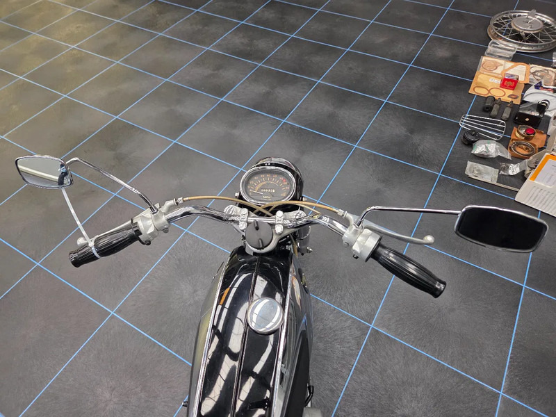 Motocicleta Honda CB160, Honda Dream SA en Honda CL77: 3 oldtimer motorfietsen: foto 13