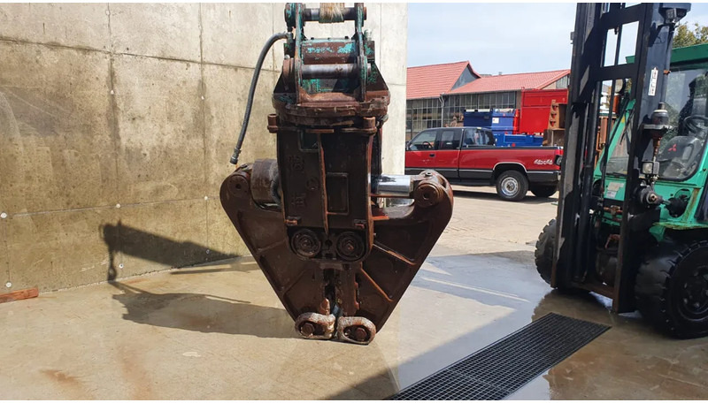 Komatsu JCYC17 schrootschaar en betonvergruizer - Cizalla de demolición para Maquinaria de construcción: foto 3 Komatsu JCYC17 schrootschaar en betonvergruizer - Cizalla de demolición para Maquinaria de construcción: foto 3