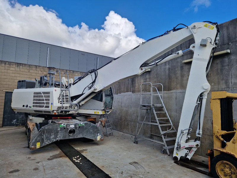 Sennebogen 821 overslagkraan - Manipulador de materiales: foto 4 Sennebogen 821 overslagkraan - Manipulador de materiales: foto 4