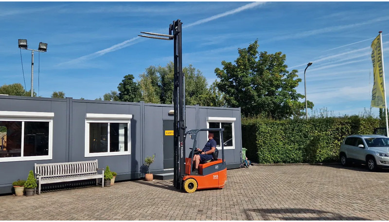 Carretilla elevadora eléctrica Toyota 1500 kg. elektrisch hefhoogte 5.00m.: foto 20