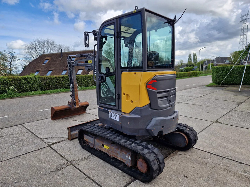 Volvo ECR25D met 2562 uur - Miniexcavadora: foto 4 Volvo ECR25D met 2562 uur - Miniexcavadora: foto 4