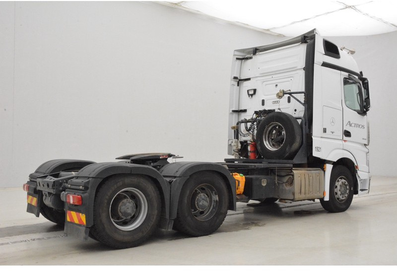 Mercedes-Benz Actros 2645 - 6x4 "NON-EU"* - Cabeza tractora: foto 5 Mercedes-Benz Actros 2645 - 6x4 "NON-EU"* - Cabeza tractora: foto 5