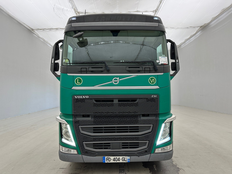 Volvo FH 460 Globetrotter - Cabeza tractora: foto 2 Volvo FH 460 Globetrotter - Cabeza tractora: foto 2