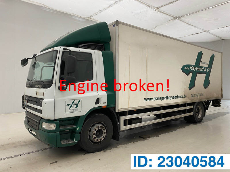 DAF CF75.250 - damaged engine* - Camión caja cerrada: foto 1 DAF CF75.250 - damaged engine* - Camión caja cerrada: foto 1