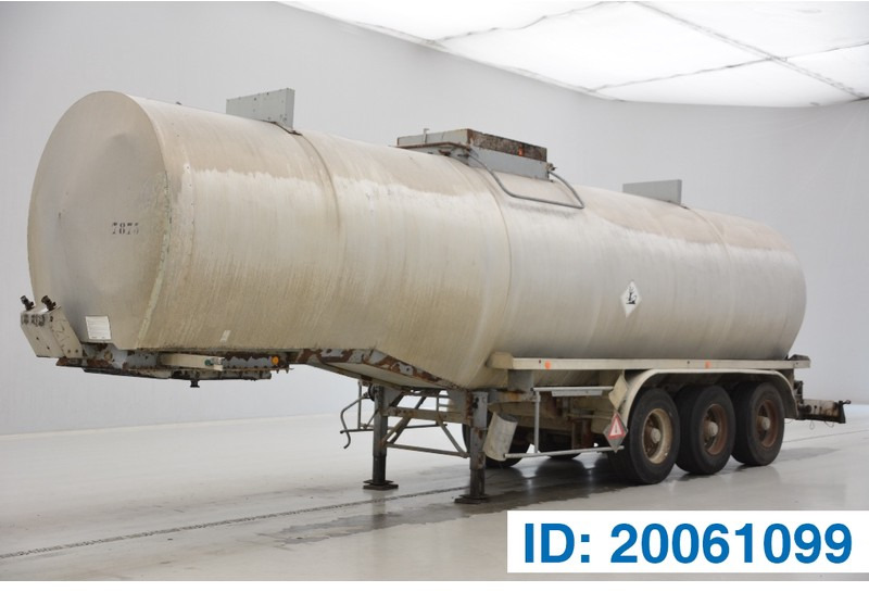 Fruehauf Bitumen tank trailer - Semirremolque cisterna: foto 1 Fruehauf Bitumen tank trailer - Semirremolque cisterna: foto 1