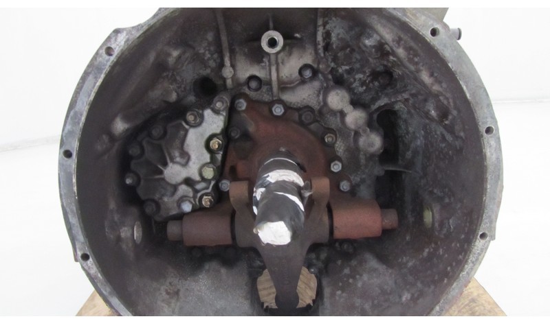 Iveco Versnellingsbak ZF 16S151IT - Caja de cambios: foto 4 Iveco Versnellingsbak ZF 16S151IT - Caja de cambios: foto 4