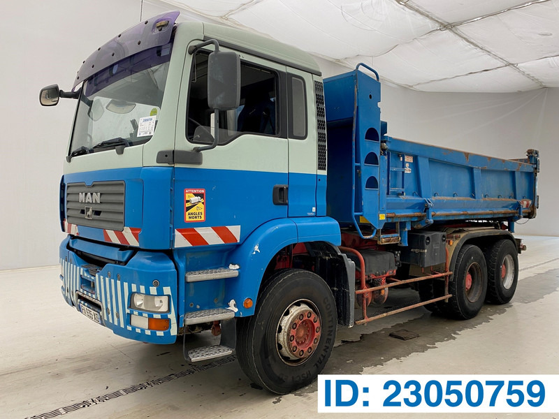MAN TGA 33.350 - 6x4 - Camión volquete: foto 1 MAN TGA 33.350 - 6x4 - Camión volquete: foto 1