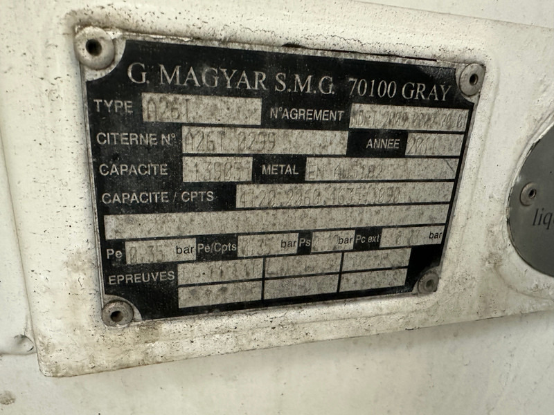 MAN TGM 18.290 - Camión cisterna: foto 4 MAN TGM 18.290 - Camión cisterna: foto 4